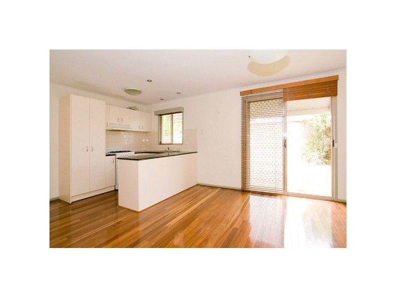 44 Glenelg Drive, Clayton South VIC 3169