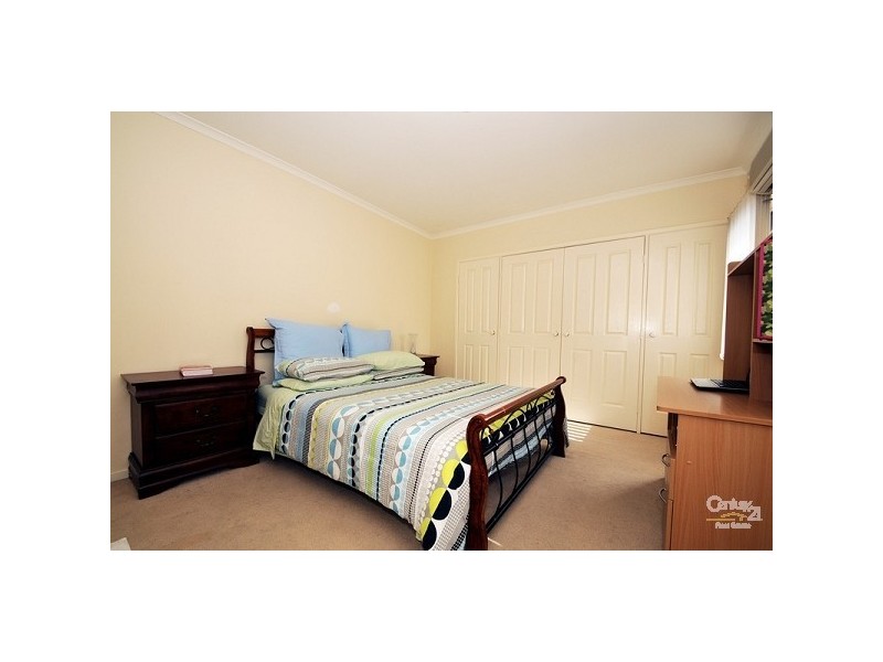 9/3 MCKELVIE COURT, Glen Waverley VIC 3150