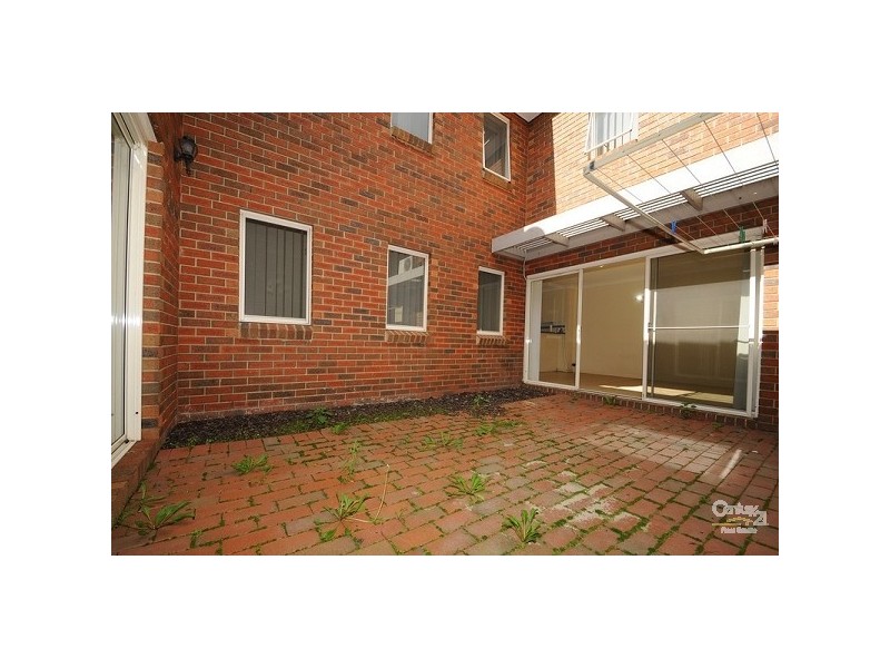 9/3 MCKELVIE COURT, Glen Waverley VIC 3150