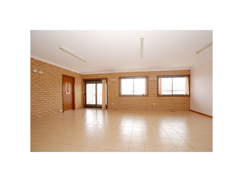 8 Wisteria Court, Clarinda VIC 3169