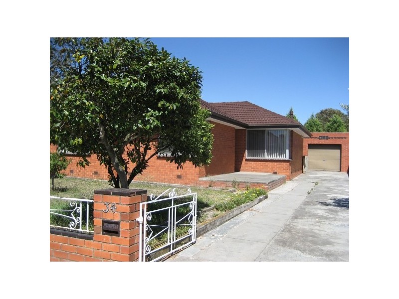 34 KITSON ROAD, Clayton South VIC 3169