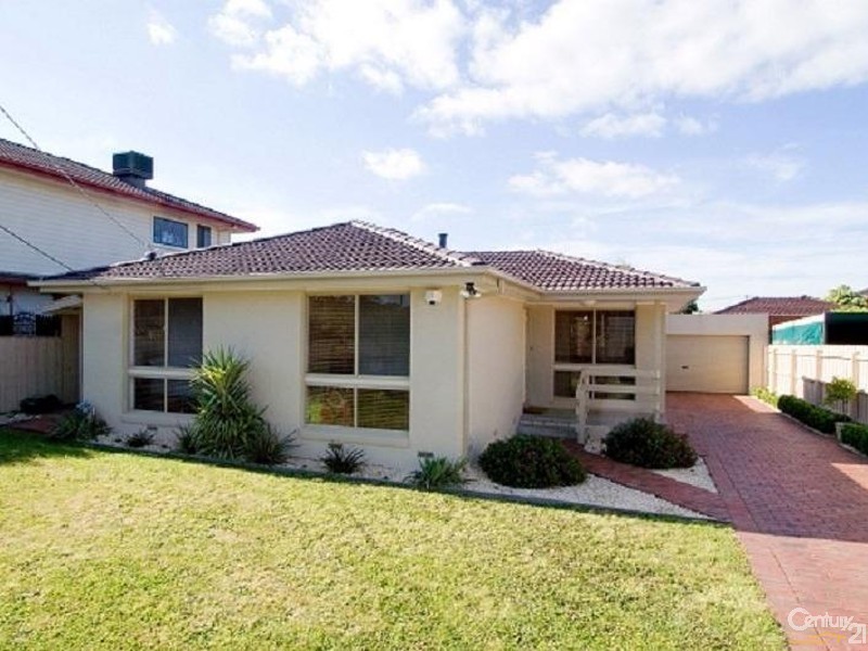 23 Sandalwood Drive, Oakleigh South VIC 3167