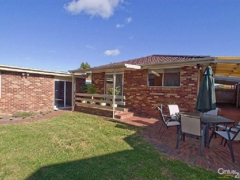 23 Sandalwood Drive, Oakleigh South VIC 3167