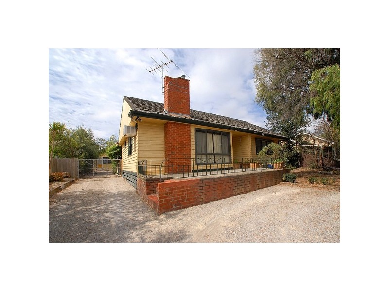 14 Rowson Grove, Clarinda VIC 3169