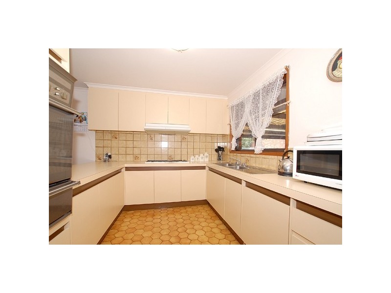 36 Hunt Crescent, Clarinda VIC 3169