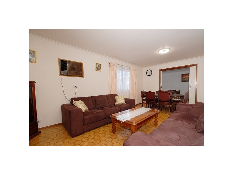 36 Hunt Crescent, Clarinda VIC 3169