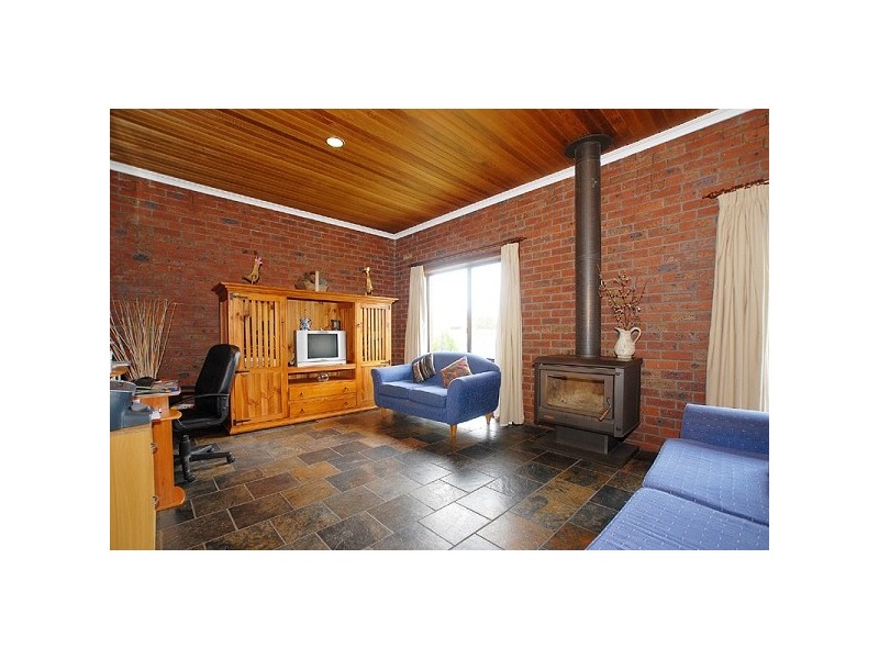 4 Monterey Court, Oakleigh South VIC 3167