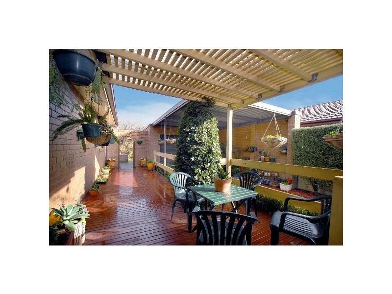 10 Sundowner Avenue, Clarinda VIC 3169