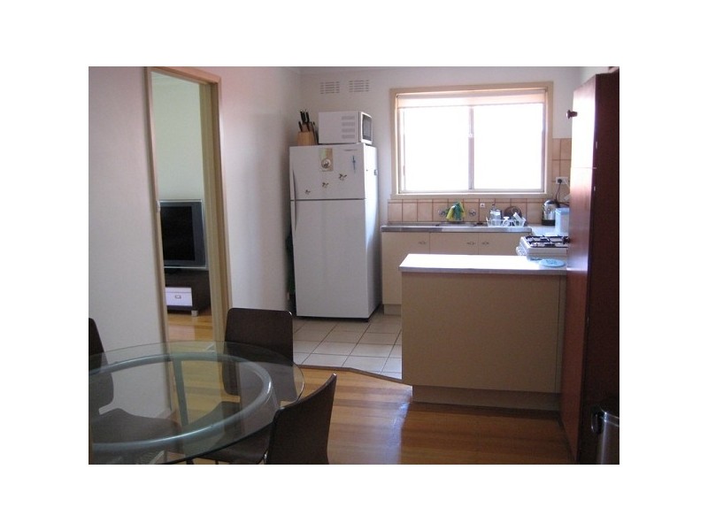 5 Glencannon Crescent, Clayton South VIC 3169