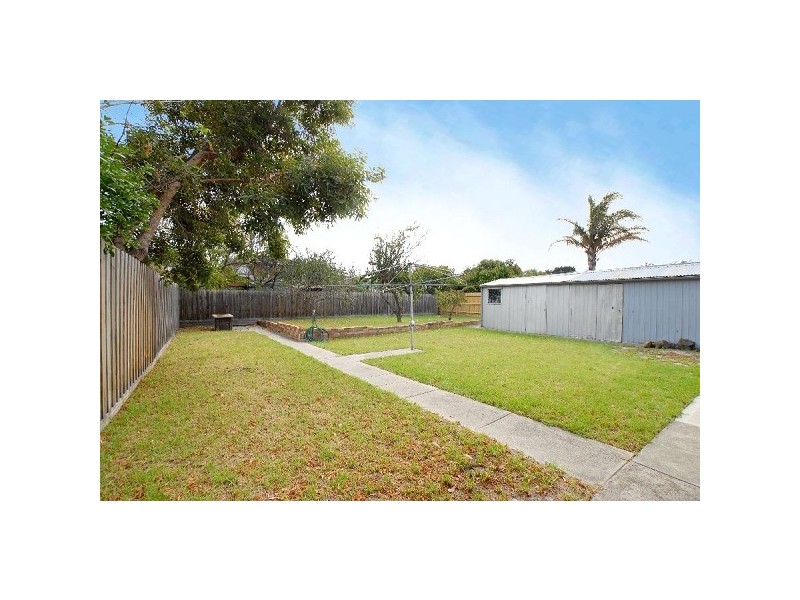 1 Barton Road, Clayton VIC 3168