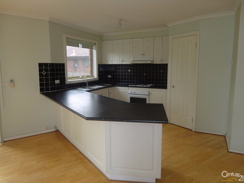 3/4 Burton Avenue, Clayton VIC 3168