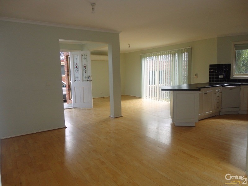 3/4 Burton Avenue, Clayton VIC 3168