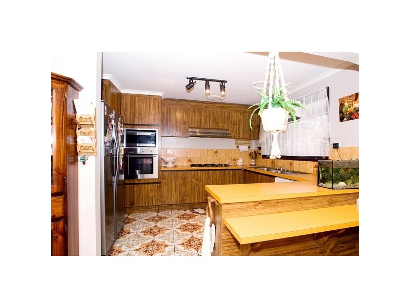 8 Shannon Court, Clarinda VIC 3169