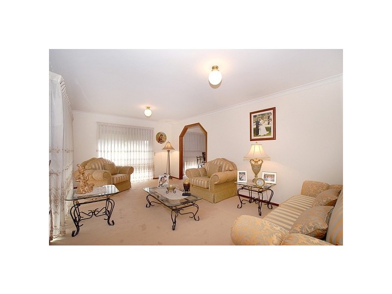 8 Pecan Court, Oakleigh South VIC 3167