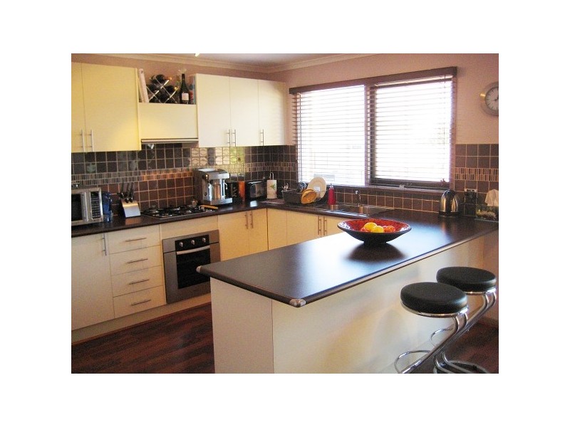 4/1176 Centre Road, Clayton South VIC 3169