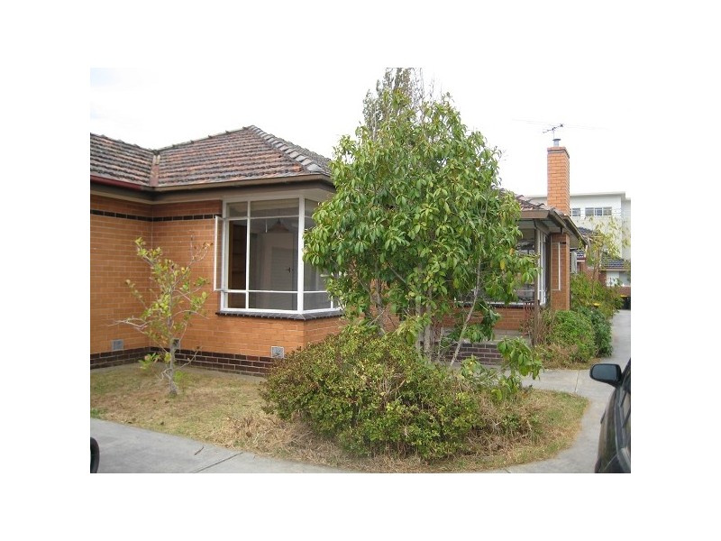 1/4 Burton Avenue, Clayton VIC 3168