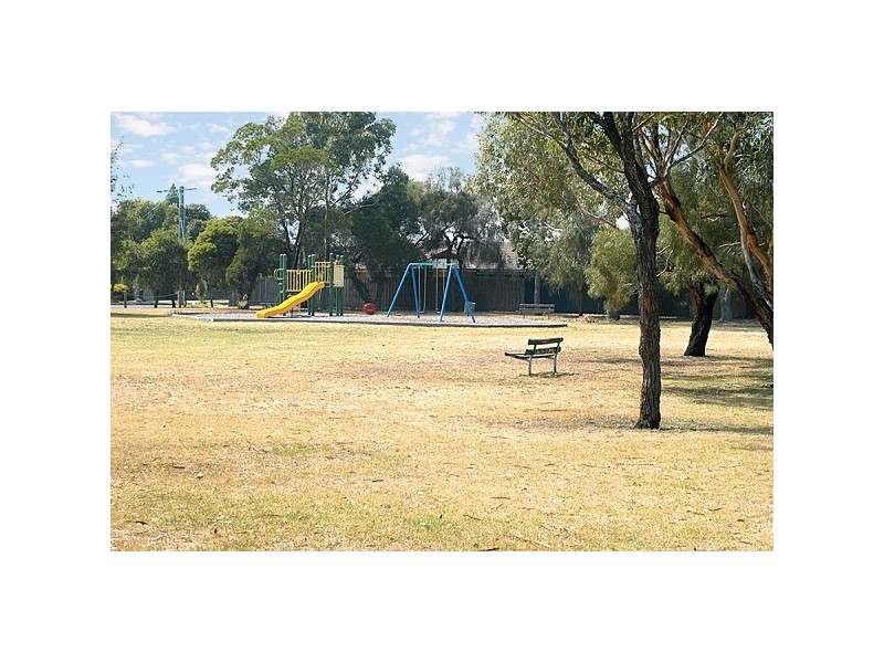 11 Hendon Court, Clarinda VIC 3169