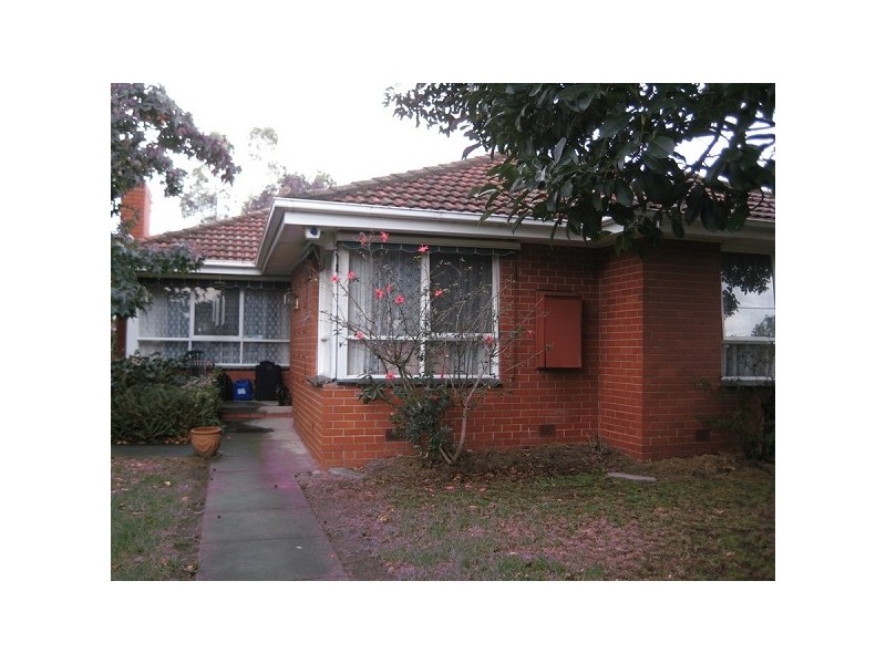 27 Ester Crescent, Clayton South VIC 3169