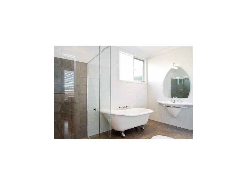 26 Margaret Street, Clayton VIC 3168