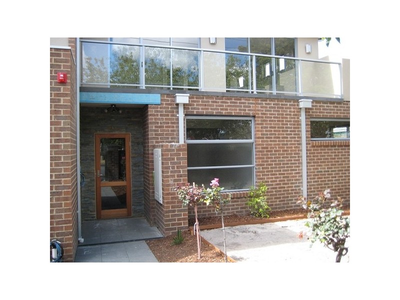 2/2 CLARINDA ROAD, Clarinda VIC 3169