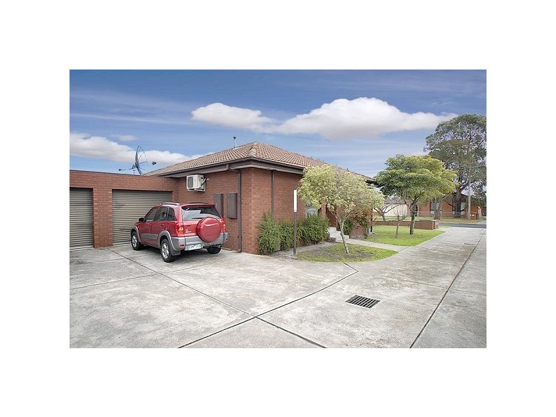 Unit 1 / 62 Bevan, Clayton South VIC 3169