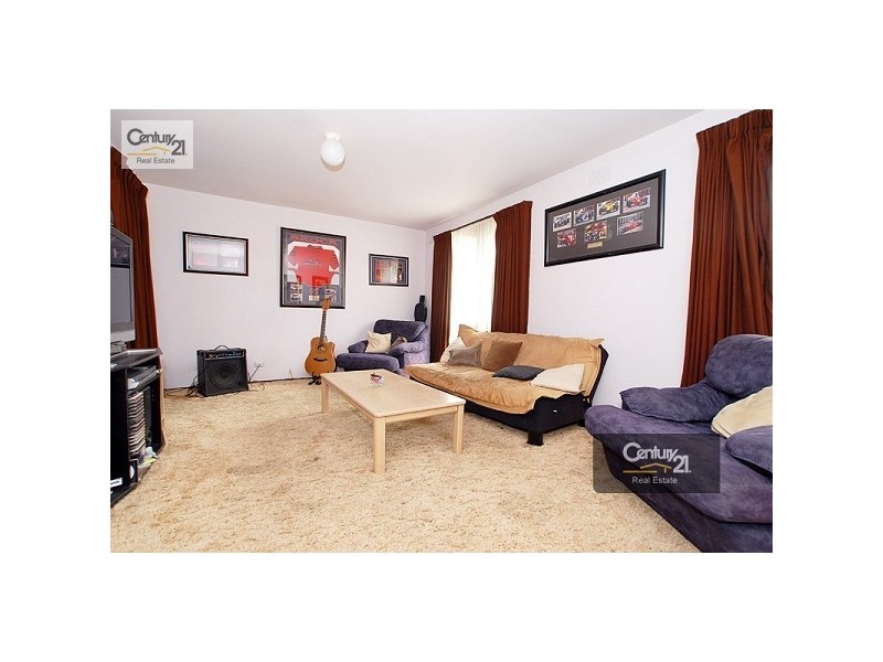 15 Debbie Close, Clarinda VIC 3169