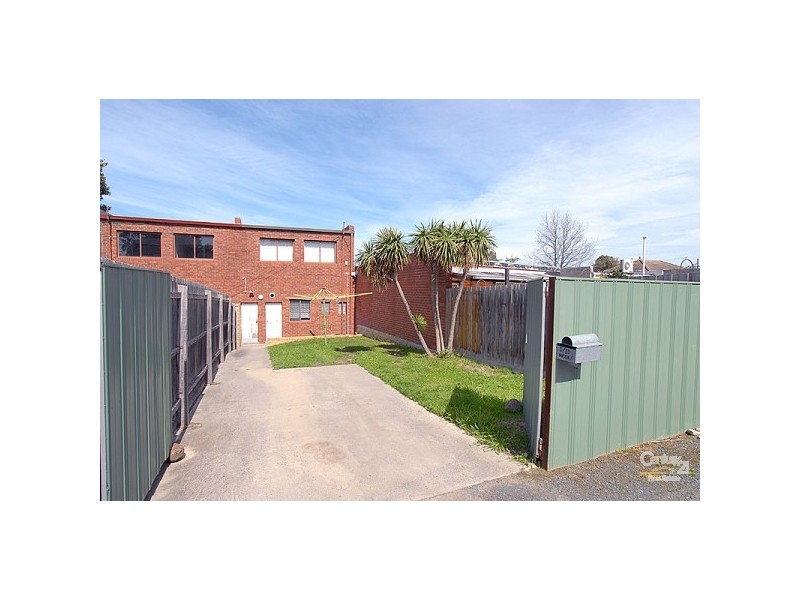 11 Nicole Avenue, Dandenong North VIC 3175