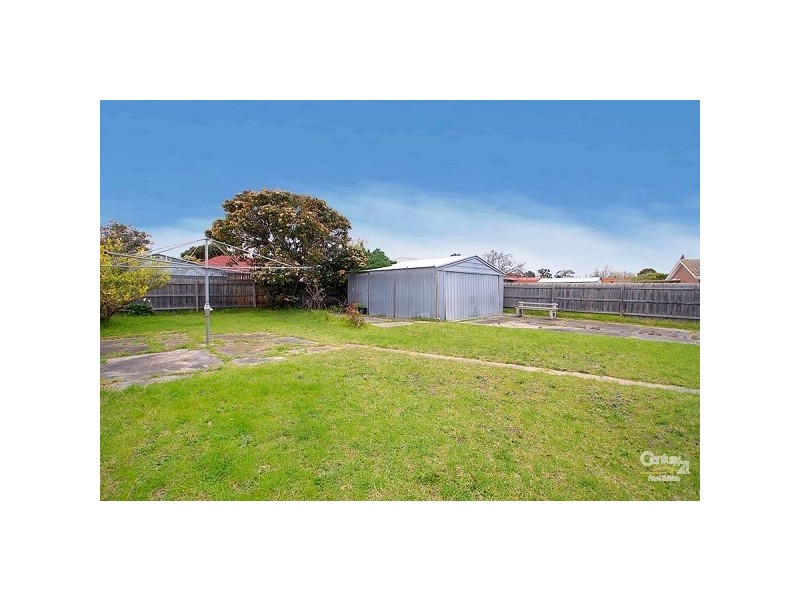 16 Murphy Street, Clarinda VIC 3169