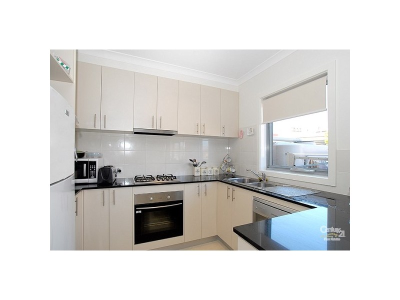 2/6 Nicholson Street, Clayton VIC 3168
