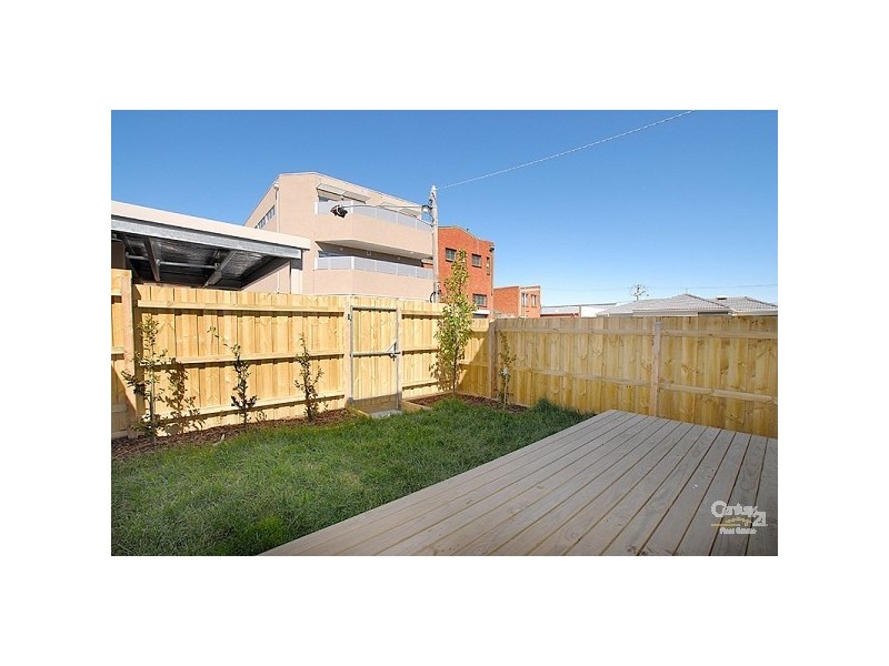 2/6 Nicholson Street, Clayton VIC 3168