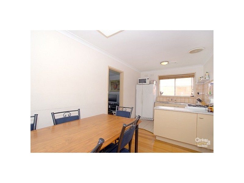 5 Glencannon Crescent, Clayton South VIC 3169