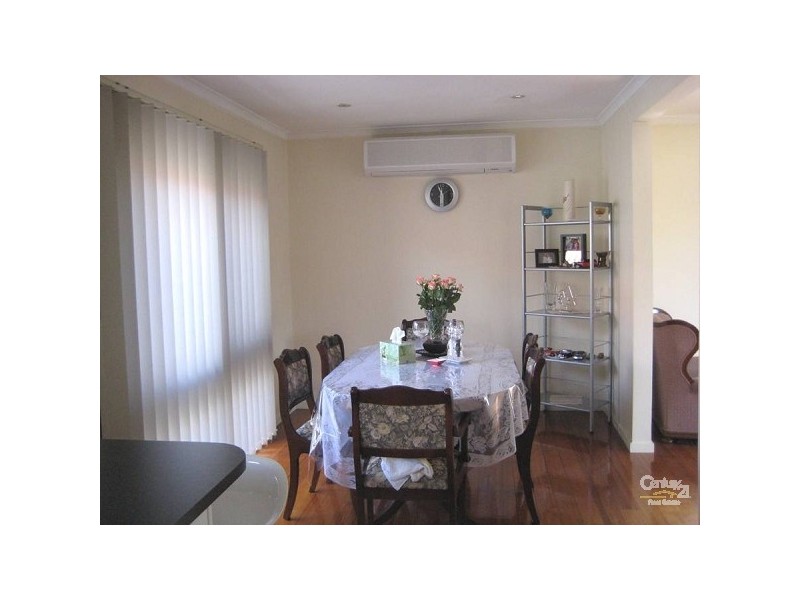 1/51 Leonard Close, Clarinda VIC 3169