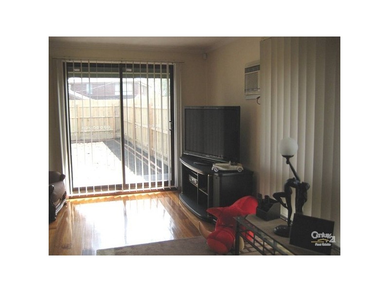 1/51 Leonard Close, Clarinda VIC 3169