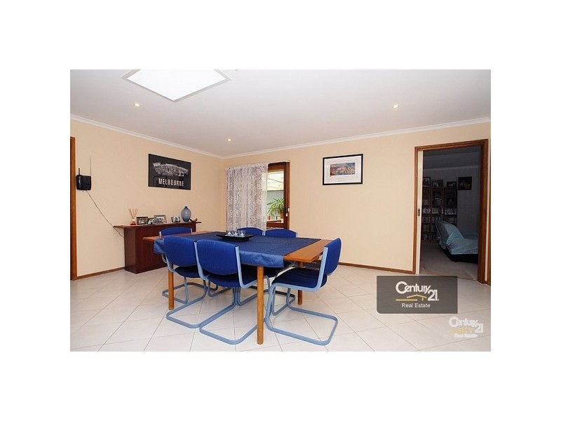 68 Hunt Crescent, Clarinda VIC 3169