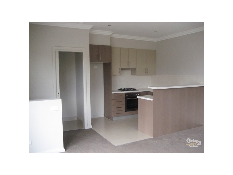 1/2 Clarinda Road, Clarinda VIC 3169