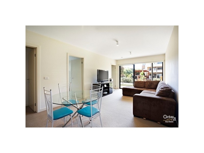 2/2 Greenfield Drive, Clayton VIC 3168