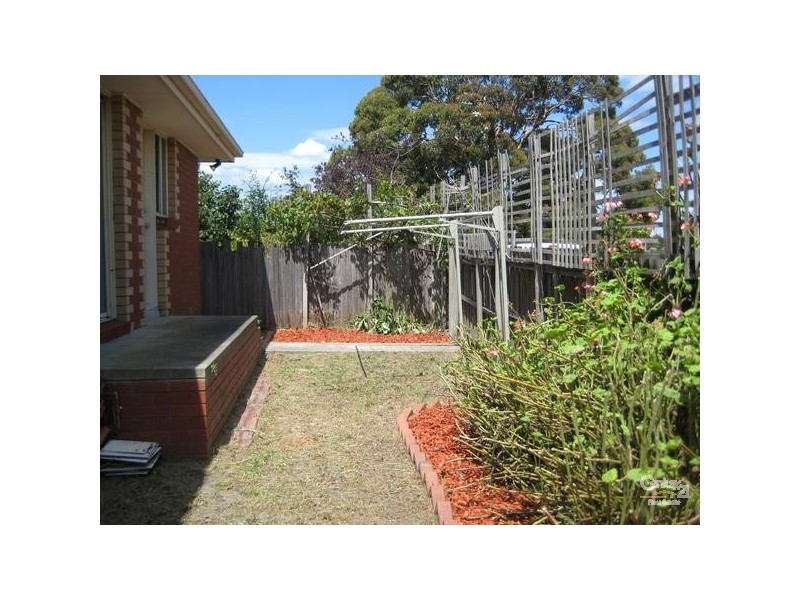 2/26 Hourigan Avenue, Clayton VIC 3168