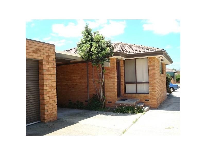 2/85 Kanooka Grove, Clayton VIC 3168