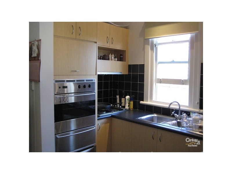 1/3 Knight Street, Clayton VIC 3168