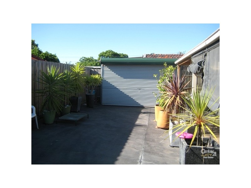 1/3 Knight Street, Clayton VIC 3168