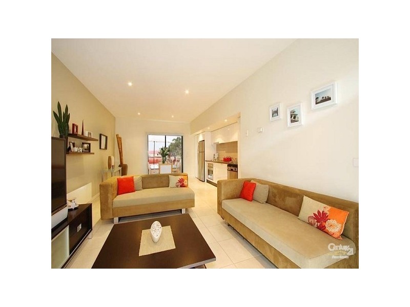 9 Leaf Court, Clayton VIC 3168