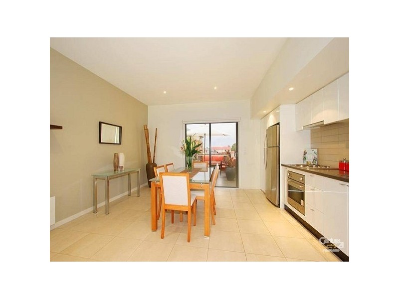 9 Leaf Court, Clayton VIC 3168