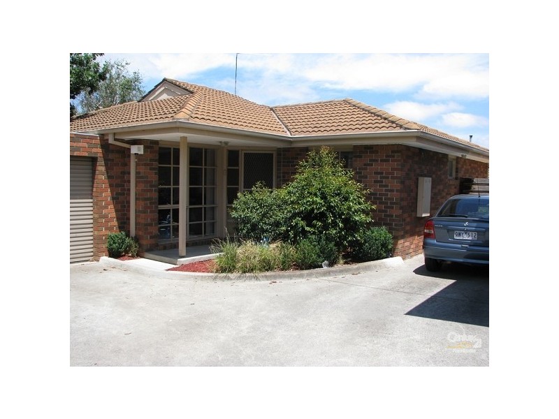 3/4 Hourigan Avenue, Clayton VIC 3168