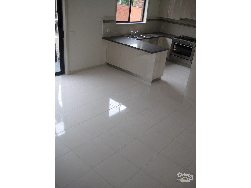 1/39 Manoon Road, Clayton South VIC 3169