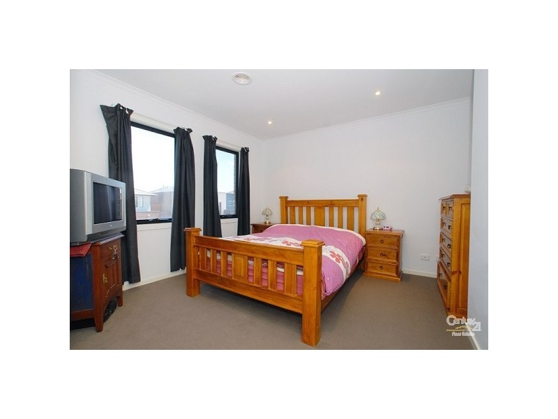 10 Botanic Drive, Clayton South VIC 3169