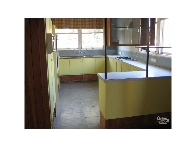 12 Irwin St, Clayton VIC 3168