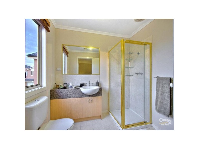 22/21 Graham Michele Place, Keysborough VIC 3173