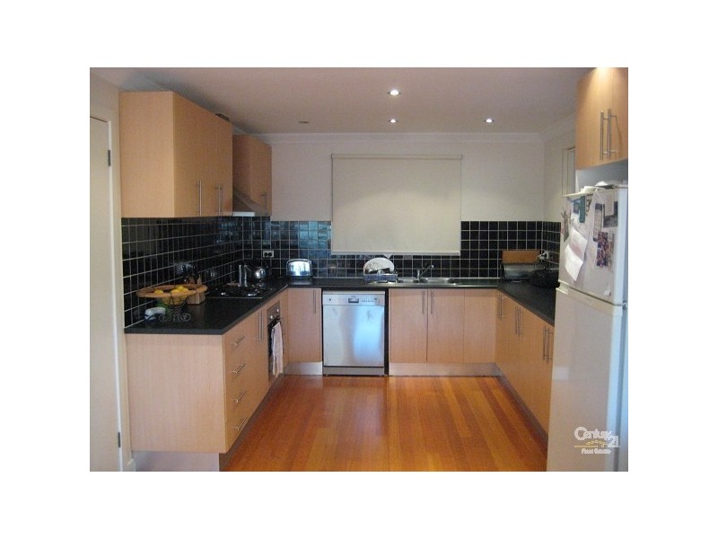 2/64 Fulton Street, Clayton VIC 3168