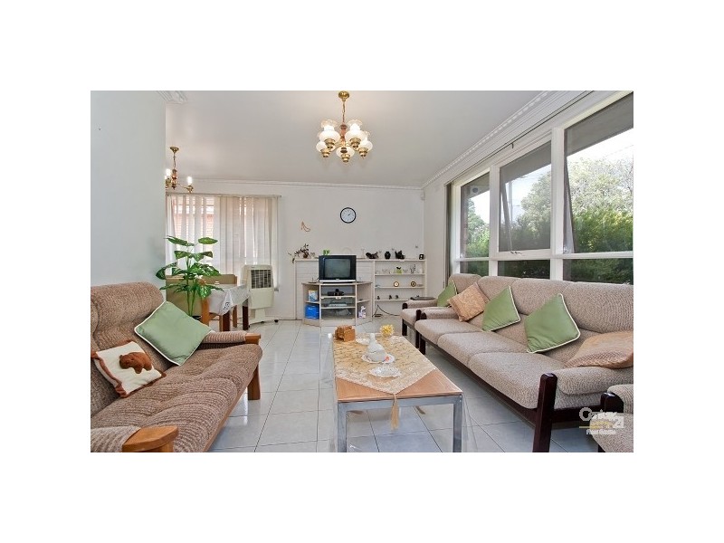 35 Fairland Avenue, Oakleigh East VIC 3166