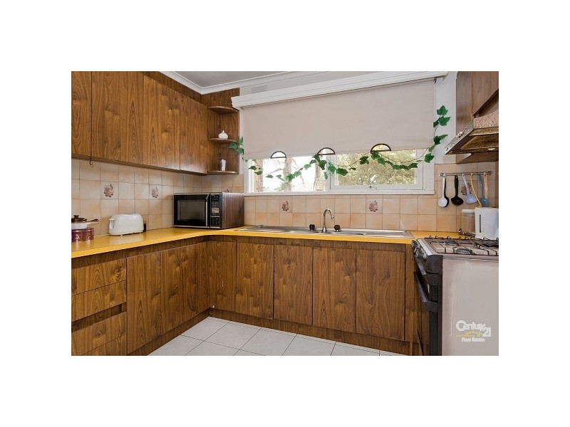 35 Fairland Avenue, Oakleigh East VIC 3166